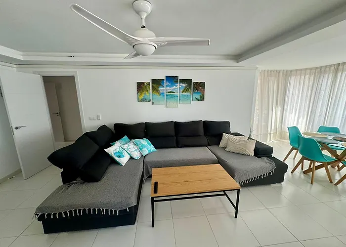 Apartamentos Coastal Haven