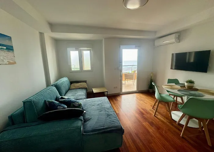 Apartamentos Coastal Haven